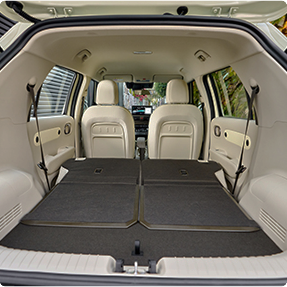 Inster interior